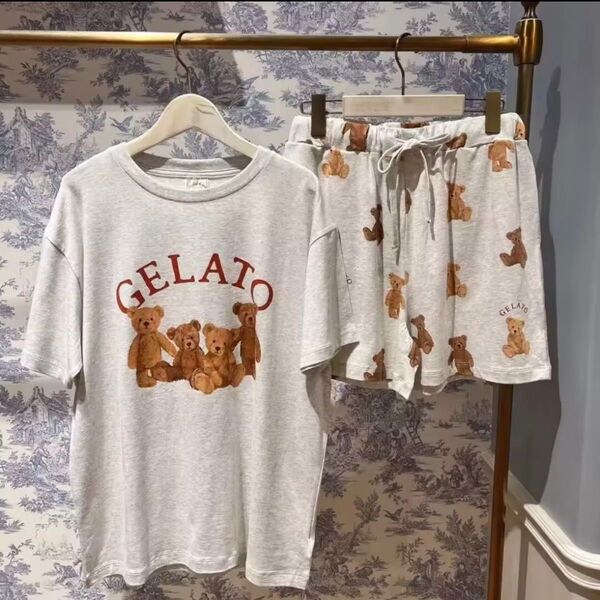 新品 未使用 ベアワンポイントTシャツ&ベア柄ショートパンツ グレー