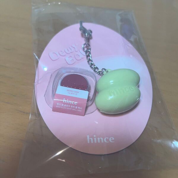 hince ヒンス キーホルダー&リップ