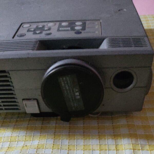 【ジャンク1250】三菱 プロジェクター LVP-L2000V 本体のみ 現状渡し、無保証。