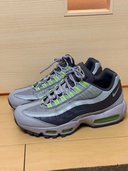 【美品】ナイキ エアーマックス Nike Air Max 95 ユーティリティ "サンダーグレー/エレクトリックグリーン"26cm