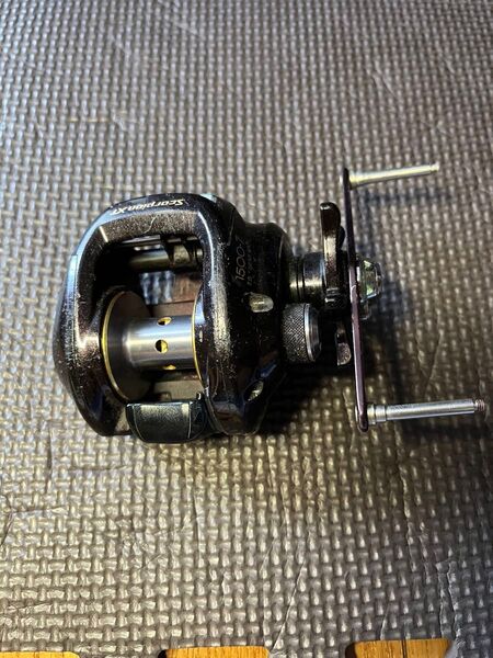 シマノ スコーピオンxt1500-7 ベイトリール SHIMANO 右ハンドル リール
