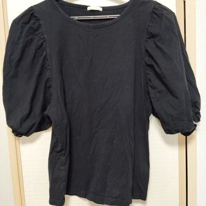 GU ボリュームスリーブTシャツ