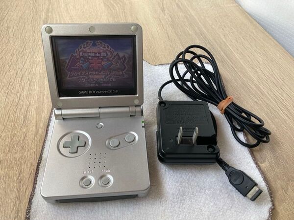 ゲームボーイアドバンスSP 本体 充電器 ソフト付き