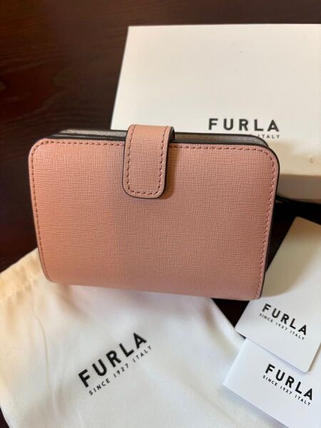 FURLA フルラ レザー二つ折り財布 <コーラルピンク > 美品
