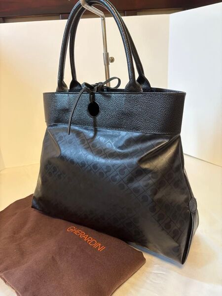 極美品:GHERARDINI ゲラルディーニ トートバッグ <チャコールグレー×黒>