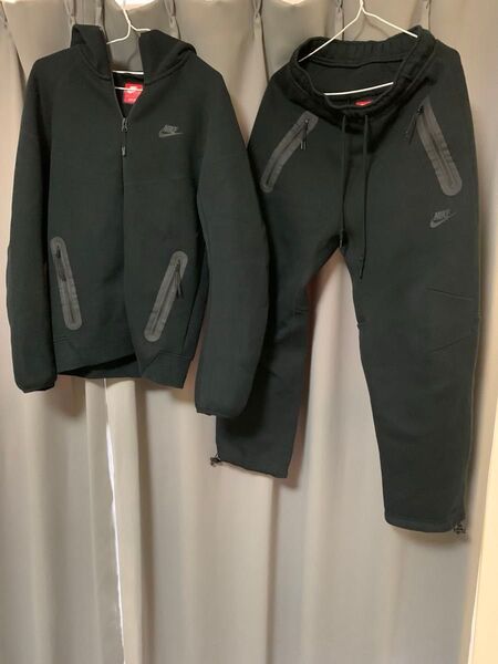 NIKE テックフリース S
