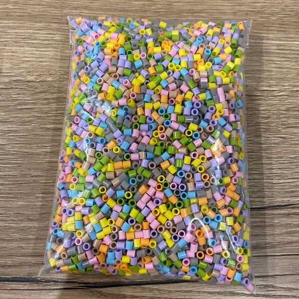 IKEA アイロンビーズ PYSSLA パステルカラー 200g パーラービーズ