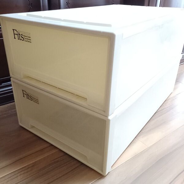 Fits 衣装ケース 2つ
