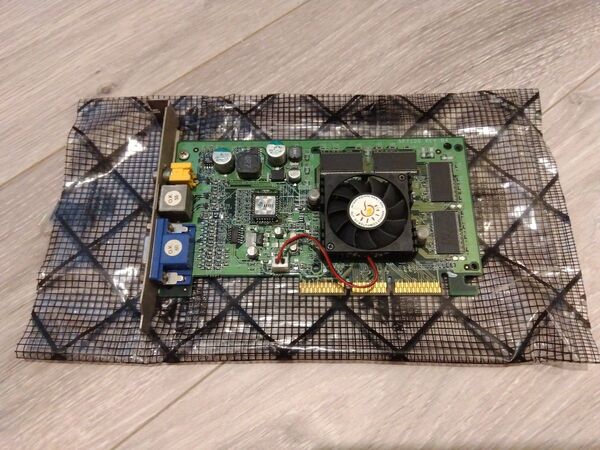 GeForce4 MX420 VRAM64MB AGP接続 SPARKLE SP7100M2