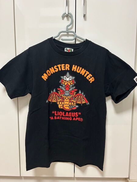 【古着】A BATHING APE × MONSTER HUNTERコラボ Tシャツ サイズS モンスターハンター