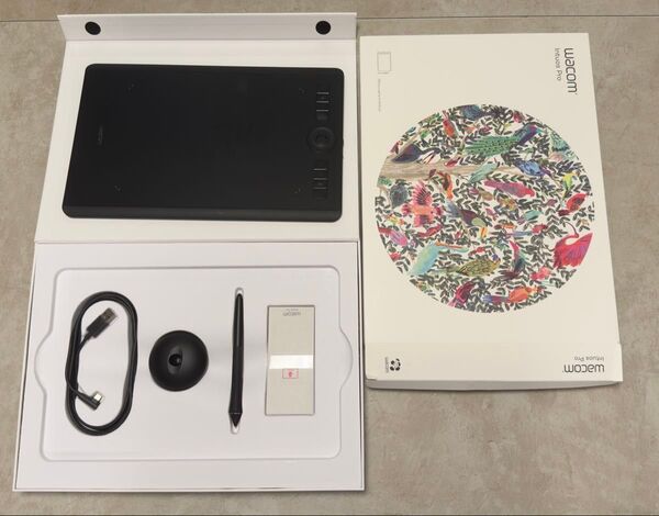 Wacom ワコム Intuos Pro Medium PTH-660 箱 保証