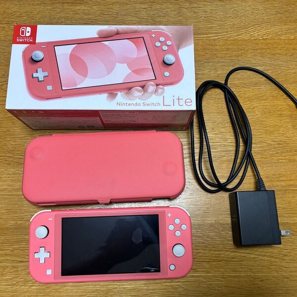 Nintendo Switch Lite コーラル ニンテンドースイッチライト ピンク ケース付