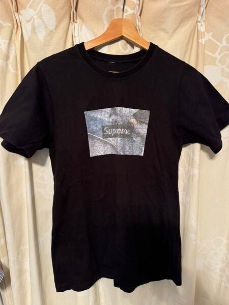 Supreme Tシャツ 黒 ロゴ