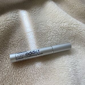 So Addicted ラッシュアディクト まつ毛美容液