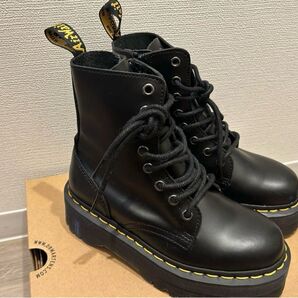 Dr. Martens ブラック 厚底ブーツ ジッパー付き 8ホール