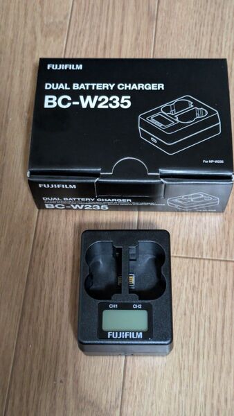 FUJIFILM バッテリーNP-W235&充電器BC-W235