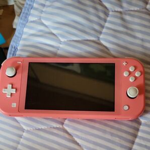 ニンテンドーSwitch Lite コーラルピンク 本体