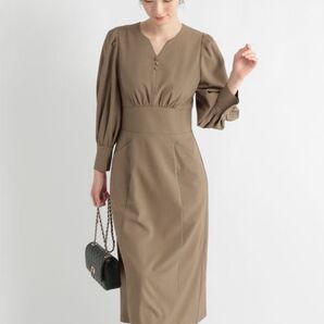 【美品】Andemiu ソデボリュームIラインワンピース 一回着用 ベージュ 結婚式 二次会 パーティー お呼ばれ ワンピース