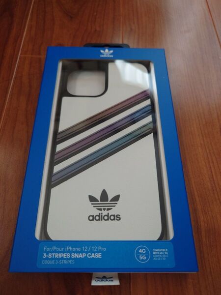 【新品・未使用】adidas iPhone 12 / 12 Pro用 3-Stripes Snap Case(正規品)