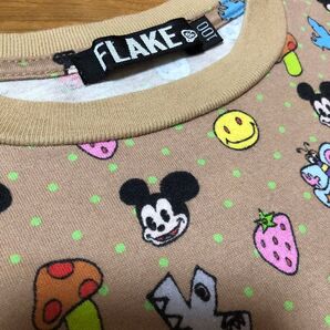 FLAKE 総柄Tシャツ 100 ベージュ ミッキー スマイル