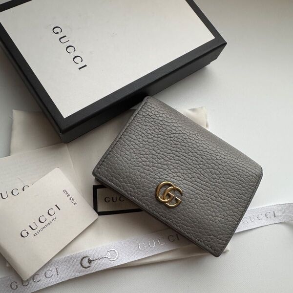 【美品】 817 GUCCI グッチ マーモント 2つ折り 財布 コンパクト