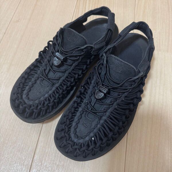 【中古】KEEN UNEEK (キーン ユニーク)サンダル 26.0(目安)