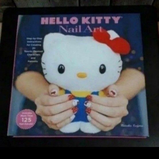 ラスト一点 HELLO KITTY ハローキティ ネイルアートブック サンリオキャラクター