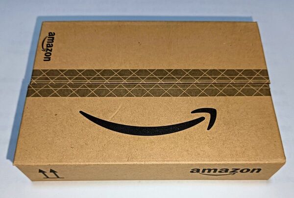 13日まで200円引きクーポン【未使用に近い】小物入れ_カードケース_Amazonダンボール型