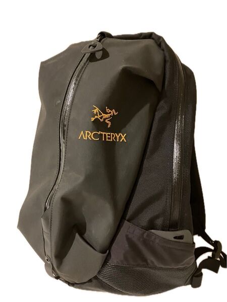 値下不可 美品 アークテリクス アロー22 リュック バックパック ARC’TERYX