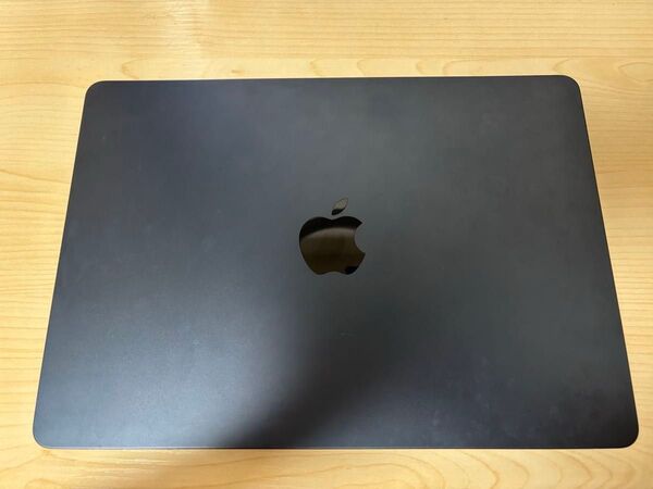 Apple M2 MacBook Air 13.6インチ ミッドナイト 8GBユニファイドメモリ 256GB SSD