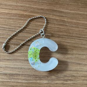 イニシャルレジンキーホルダー☆C