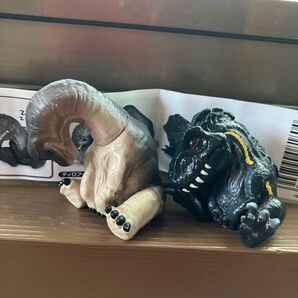 恐竜フィギュア 2体セット