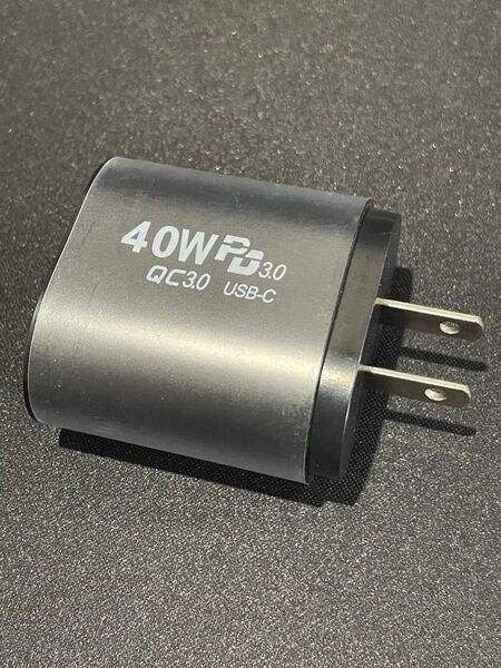 【新品】ACアダプター 40W PD 3.0 USB type-A + type-C x 2 急速充電器 ブラック 3ポート
