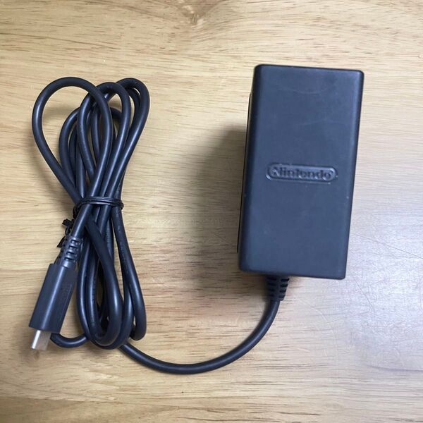 Nintendo Switch ACアダプター