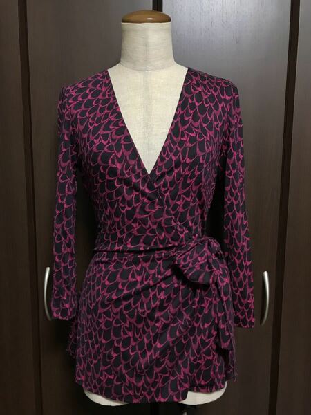 美品☆定価約4万 DIANE von FURSTENBERG カシュクールトップス・2