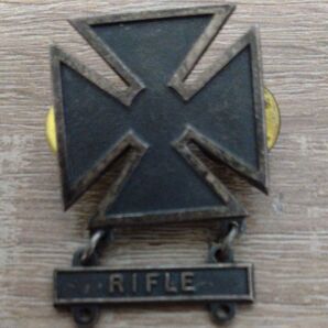 アメリカ軍マークスマンバッジ