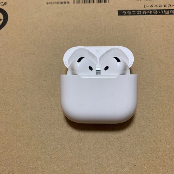 Apple AirPods 第4世代 A3059