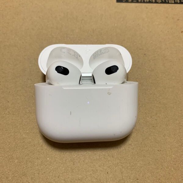 Apple AirPods 第3世代 A2564