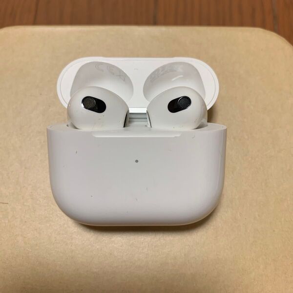 Apple AirPods 第3世代 A2564