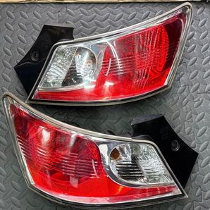 トヨタ純正 bB QNC テールランプ 左右セット