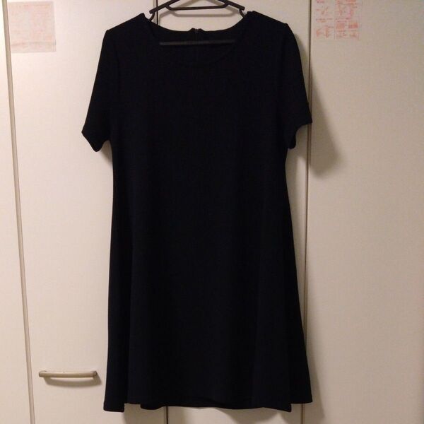 レディース piacere ブラックワンピース