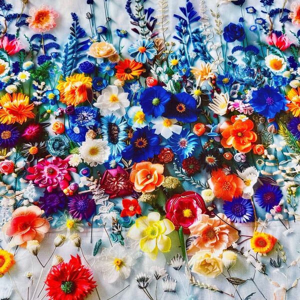 鮮やかなお花柄立体感 綿100%シーチング生地 110x100cm