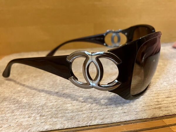 CHANEL サングラス ココマーク ブラック系 レディース6014