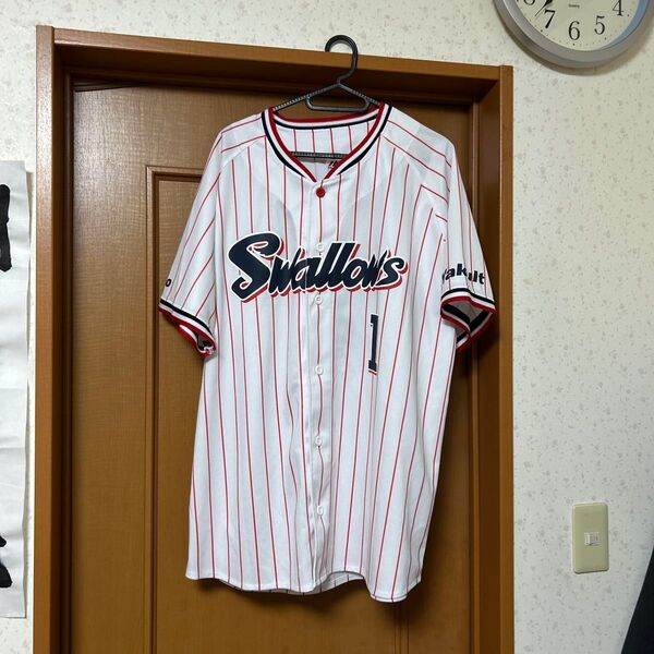 山田哲人ユニフォーム