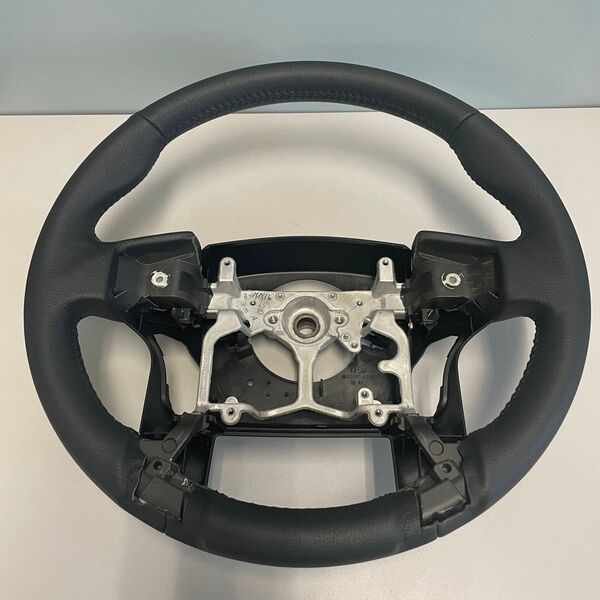 トヨタ ランドクルーザー プラド ステアリング GS120-04220 GS131-12210 ハンドル