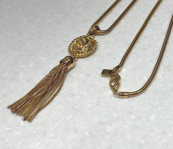 美品 ヴィンテージ anne klein ゴールドライオンモチーフ ネックレス タッセル
