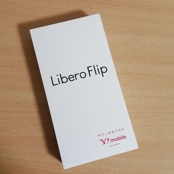 Libero Flip A304ZT ワイモバイル ホワイト