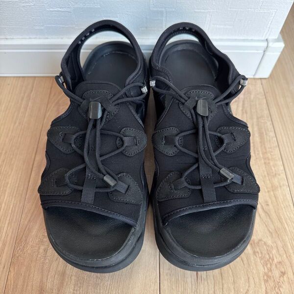 NIKE エアマックスココ 25cm