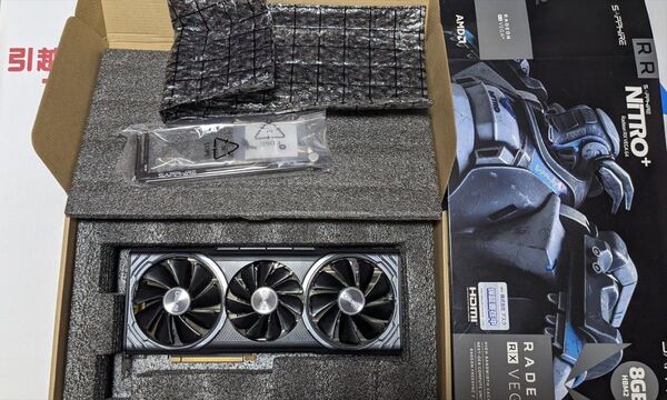 SAPPHIRE NITRO+ RX VEGA64 8G HBM2