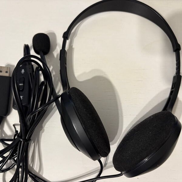 音量調節機能付きヘッドセット【マイク機能使用できない可能性あり】